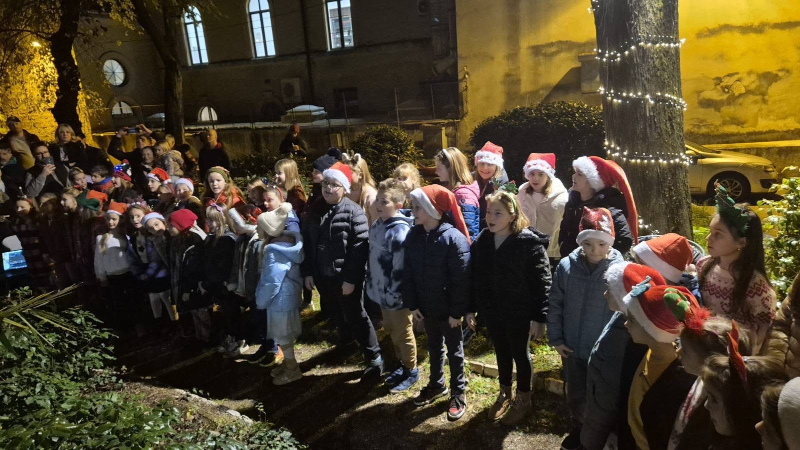 598555213_1328105572400564_2224015296795608749_n