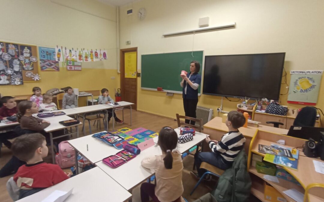 Una lezione speciale per un sorriso splendente (1a e 1b) – Posebna lekcija za blistav osmijeh (1.a i 1.b)