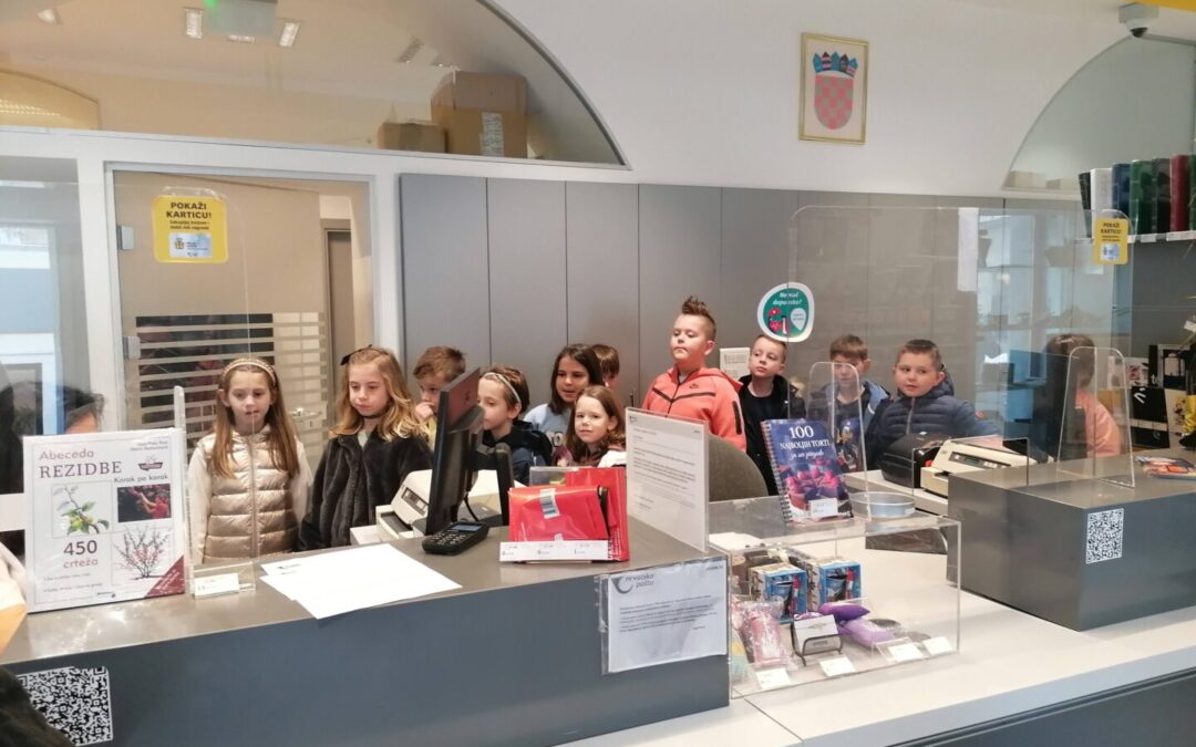 L’ufficio postale – Poštanski ured